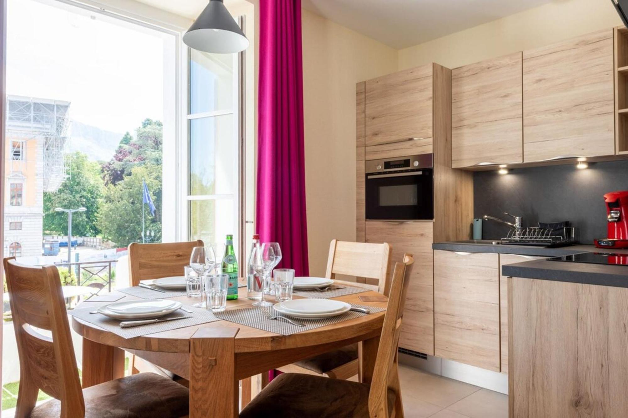 Carpates Annecy Rent Lodge Buitenkant foto